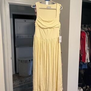 Chic Yellow Maxi Dress